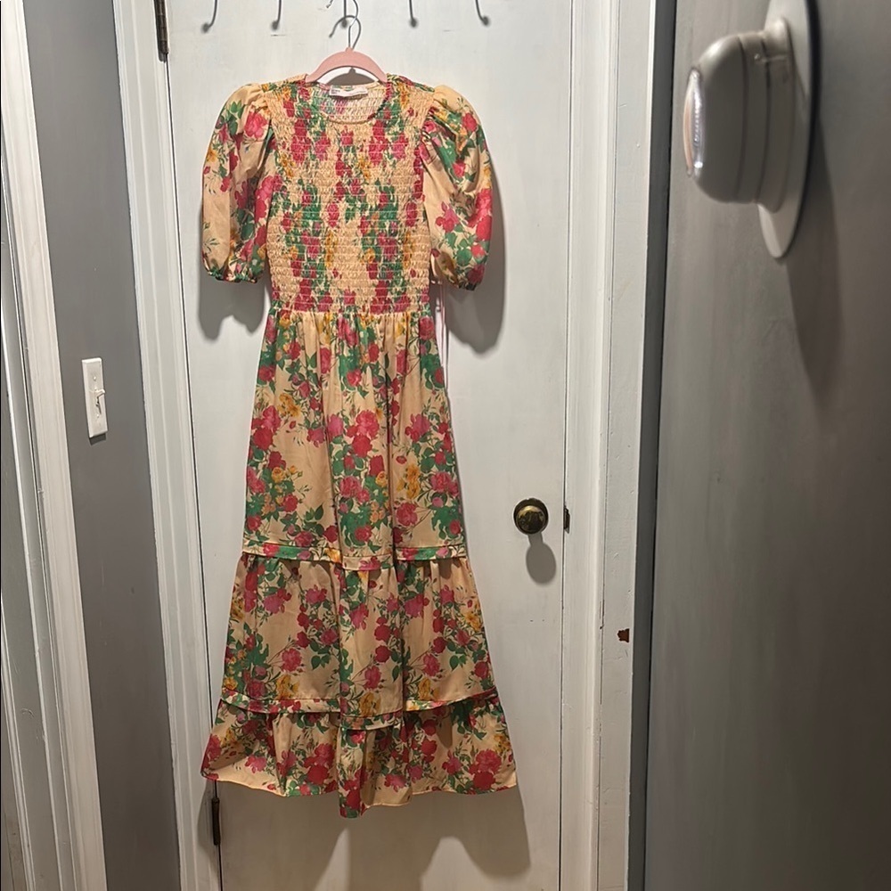 DAMARIS BAILEY Camilla floral puff sleeve smocked midi dress size xs